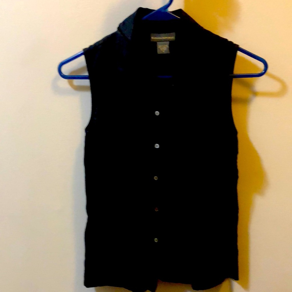 Sleeveless button down banana republic linen top